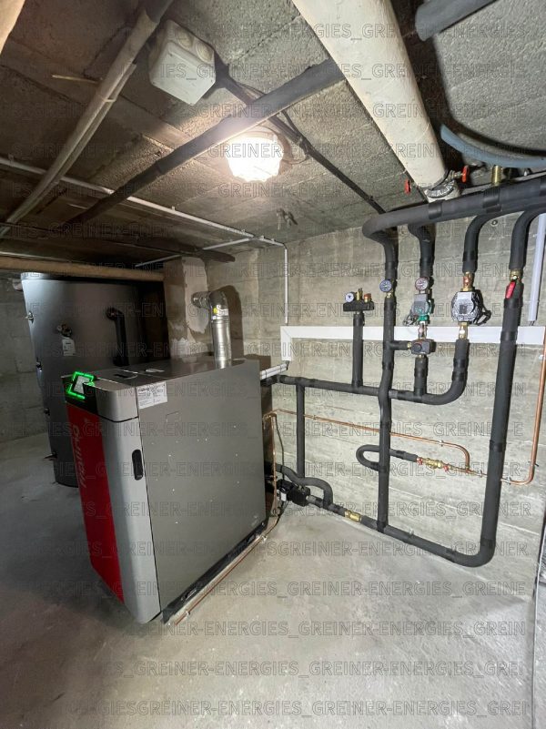 Photos d'une installation d'une pompe à chaleur VISSMANN chez un client dans le code postale 67110