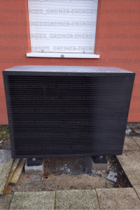 Photos de réalisation d'un chantier par l'entreprie GREINER ENERGIE spécialiste chauffagiste et electricité photovoltaïque