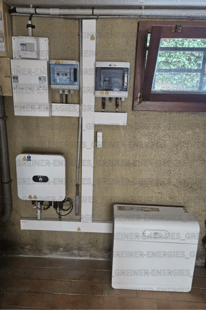 Photos de réalisation d'un chantier par l'entreprie GREINER ENERGIE spécialiste chauffagiste et electricité photovoltaïque
