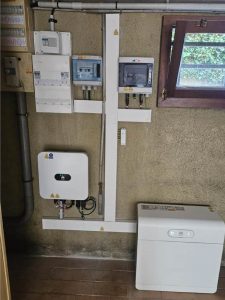 Installation photovoltaïque à Mundolsheim 67450 - puissance 6kWc + stockage batterie HUAWEI